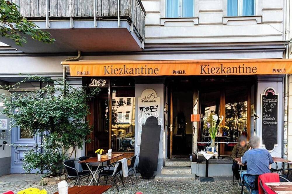 Ganze Wohnung, A Tranquil Oasis in the Heart of Berlin in Prenzlauer Berg Berlin, Berlin