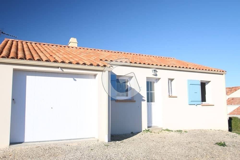 Casa de vacaciones para 4 personas con terraza en Saint-Vincent-sur-Jard, cerca de la playa y el centro in Saint-Vincent-sur-Jard, Vandea