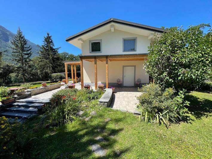 Appartement de vacances pour 4 personnes, avec Balcon et Terrasse ainsi que Jardin et Vue