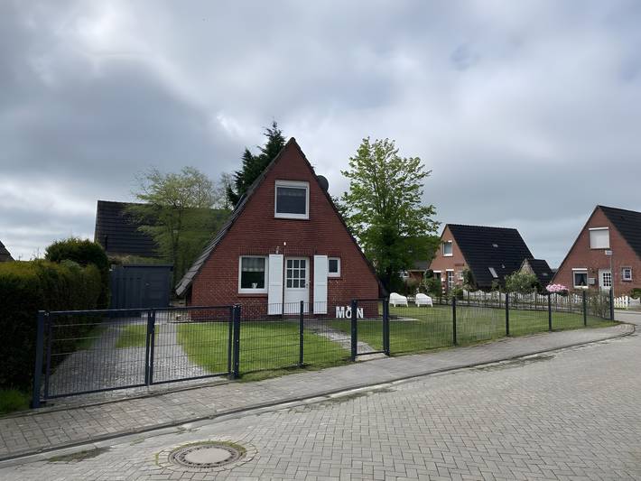 Casa de Férias 'Huus Mien Glück' com Terraço Privado, Jardim Privado e Wi-Fi in Westeraccumersiel, Dornum