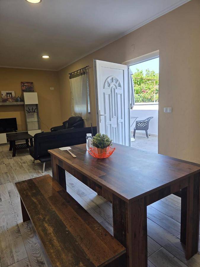 Location de vacances pour 4 personnes, avec terrasse et piscine dans Fernão Ferro - 4