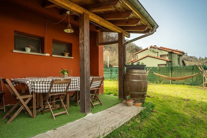 Casa de vacaciones para 6 personas, con Jardín en Asturias - 2
