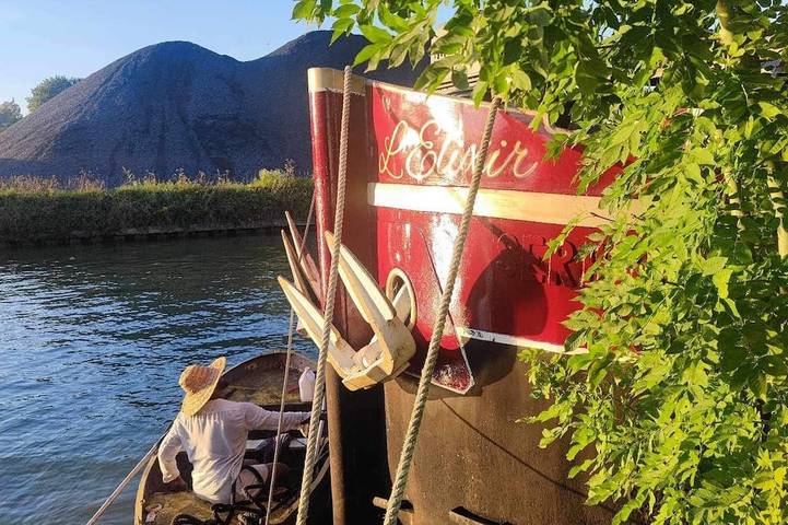 Péniche pour 2 personnes, animaux acceptés dans Oise