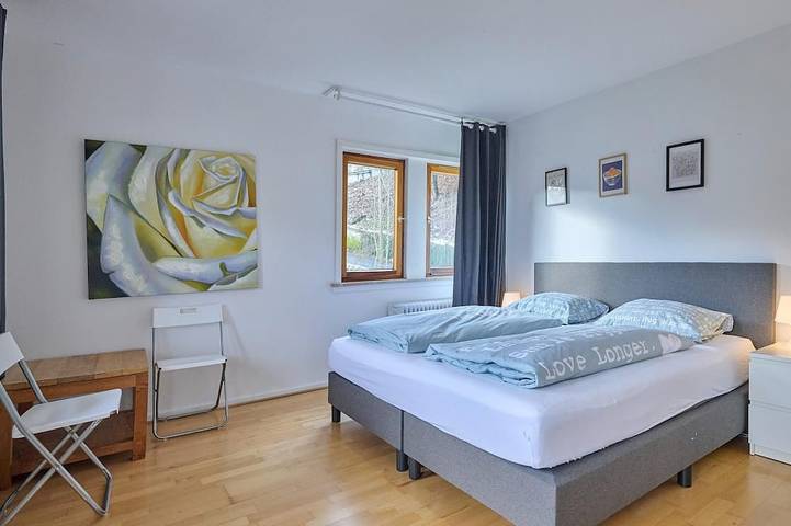 Ferienhaus für 10 Personen, mit Balkon und Garten sowie Sauna in Schmallenberg - 2