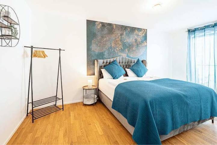 Ferienwohnung für 4 Personen, mit Balkon in Ludwigshafen
