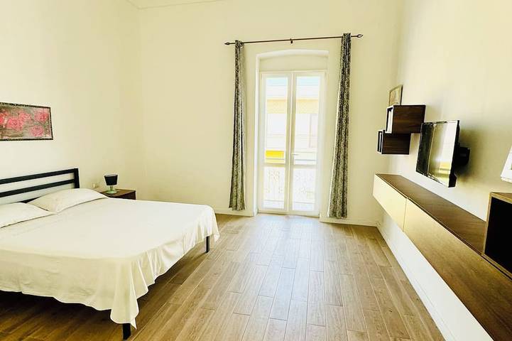Apartamento de vacaciones para 4 personas, con jacuzzi y balcón - 1
