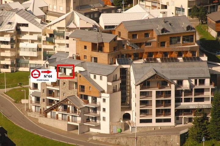 Apartamento entero, Gourette: Estudio para 6 pers, piscina, se aceptan mascotas in Gourette, Eaux-Bonnes