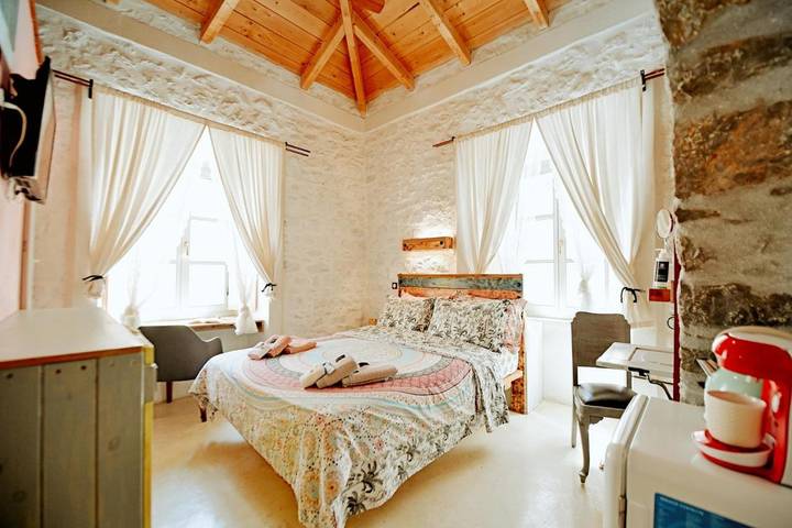 Maison d’hôte pour 3 personnes, avec Terrasse à Hydra