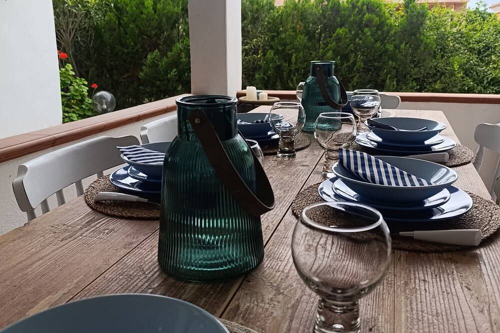 Ganze Wohnung, Villa le palme, 500 mt from the beaches of Sas Linnas Siccas Bay. in Sas Linnas Siccas, Orosei