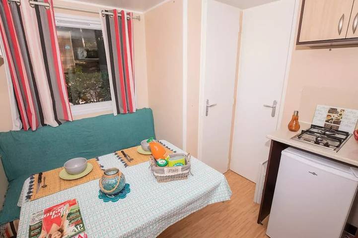 Mobil home pour 5 personnes dans Plage de l'Almanarre