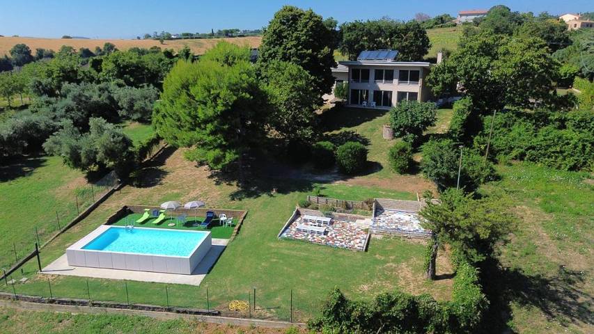 Villa per 14 persone, con Terrazza e Giardino nonché Piscina e Panorama a Sant'Elpidio a Mare