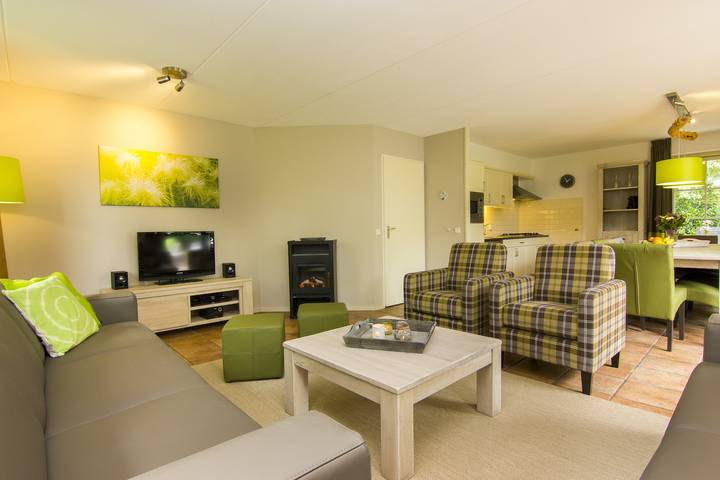 Bungalow für 10 Personen mit Terrasse in Drenthe