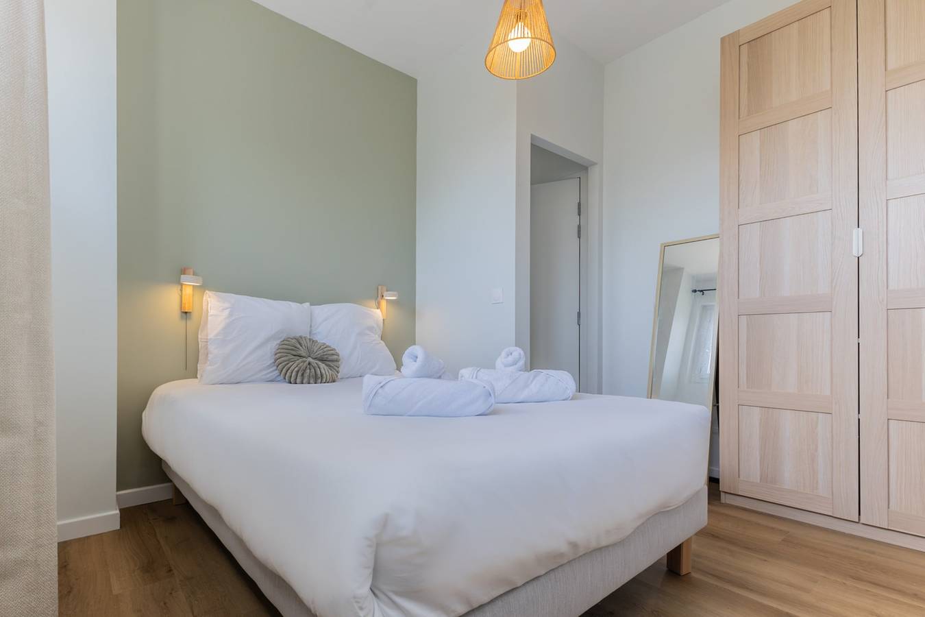 Apartamento entero, Cerca de Mérignac, del aeropuerto y del hospital in Pessac, Región de Burdeos