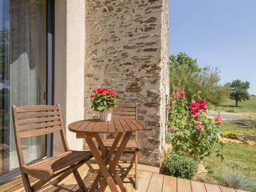 Gîte pour 2 personnes, avec jardin et terrasse à Le Loroux-Bottereau