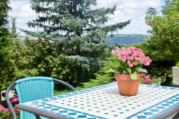 Gîte pour 2 personnes, avec jardin et terrasse à Vienne (Isère)