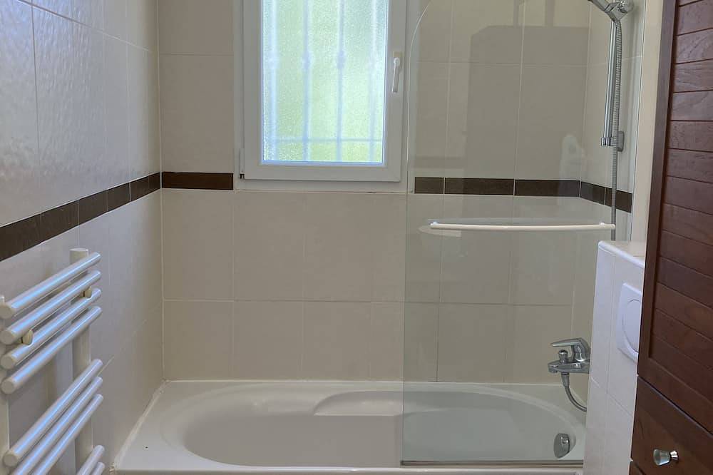 Ganze Wohnung, Ferienwohnung - 2   Räume - 3/4   Personen in Les Issambres, Roquebrune-sur-Argens