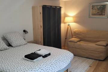 Cottage pour 2 personnes, avec jardin à Saint-Junien