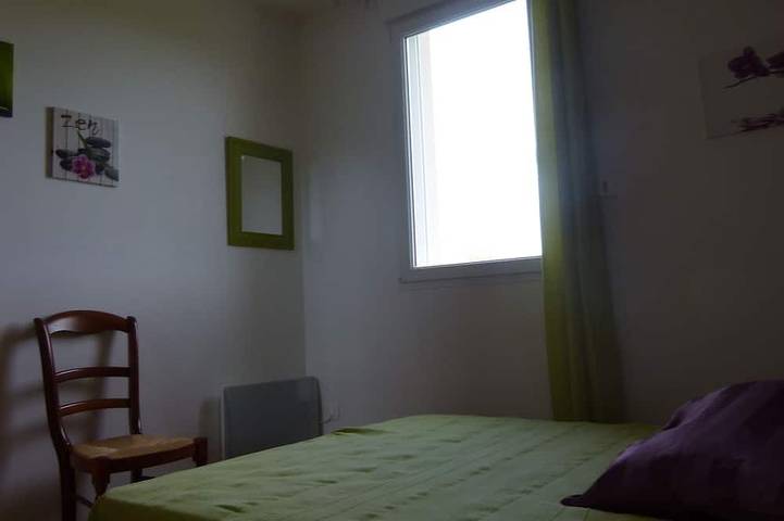 Location de vacances pour 5 personnes, avec terrasse et jardin, animaux acceptés à Saint-Côme-de-Fresné - 4