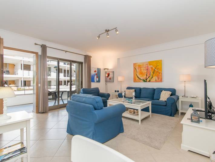 Gîte pour 8 personnes, avec terrasse et piscine à Tavira - 3