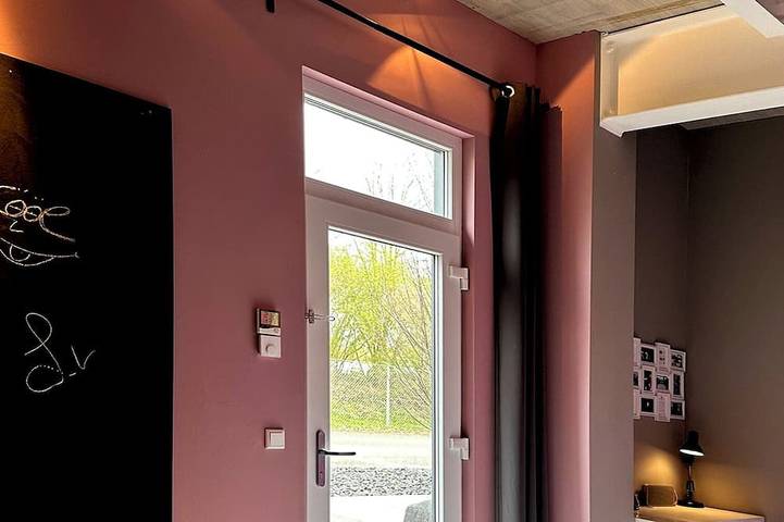 Ganze Wohnung, Guestroom by \"Farbgestalt\" in Sarstedt, Landkreis Hildesheim