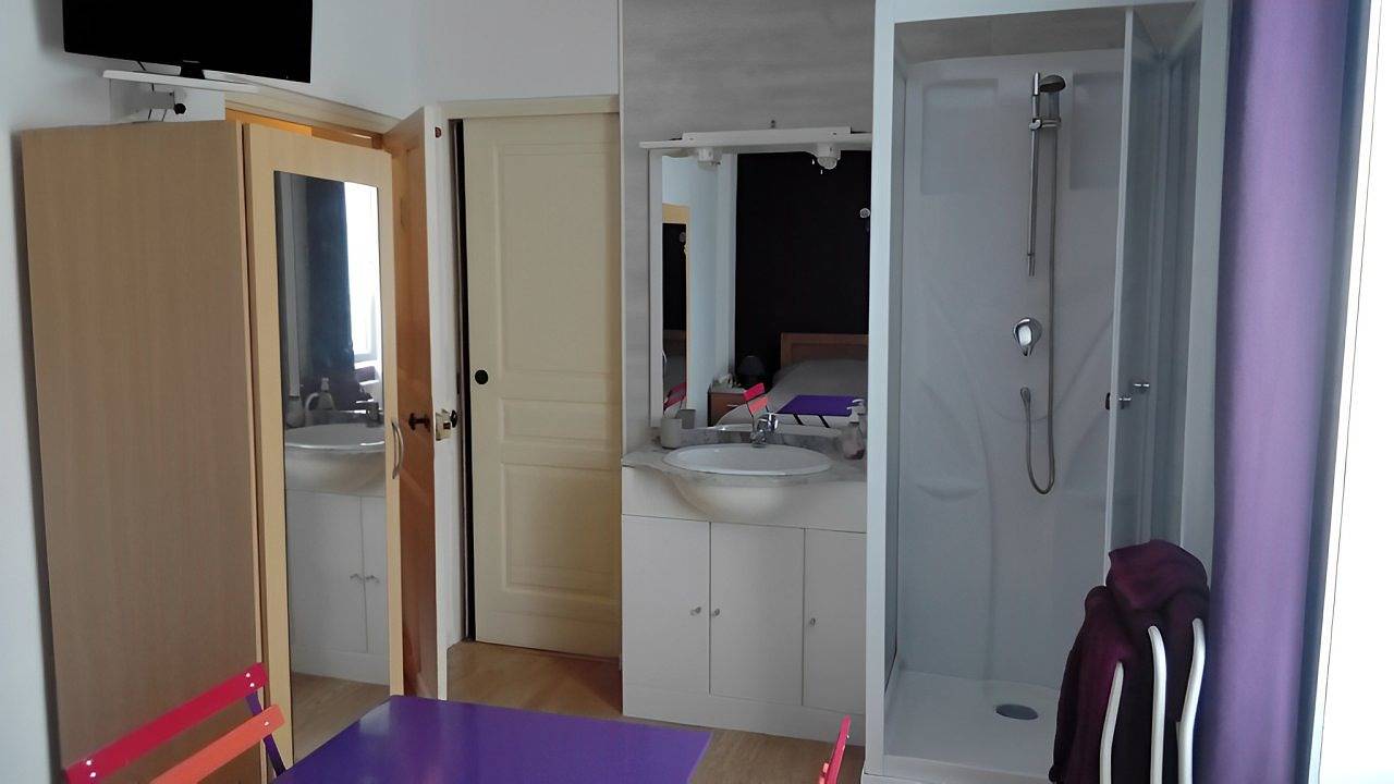 Chez René et Christine - Chambre n°2 in Damgan, Côte des Mégalithes