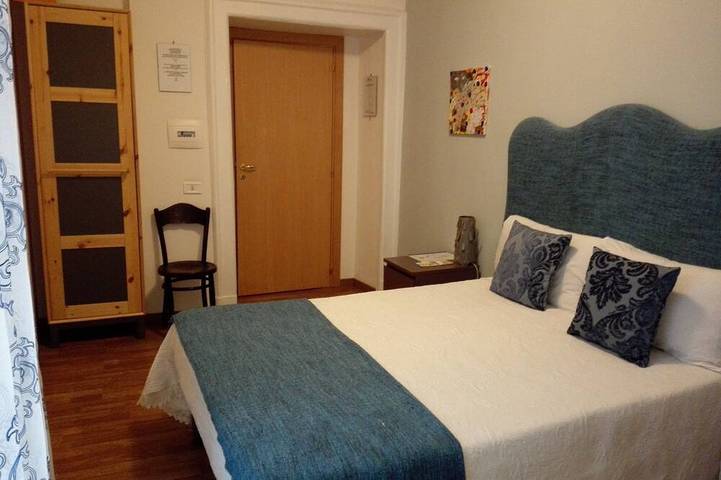 Bed and breakfast for 2 people in Naples