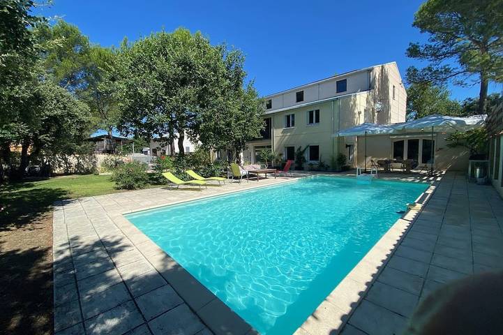 Location de vacances pour 6 personnes, avec jardin et terrasse à Saint-Didier