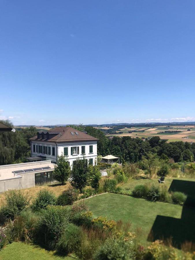 Hôtel pour 2 personnes, avec Terrasse à Cossonay