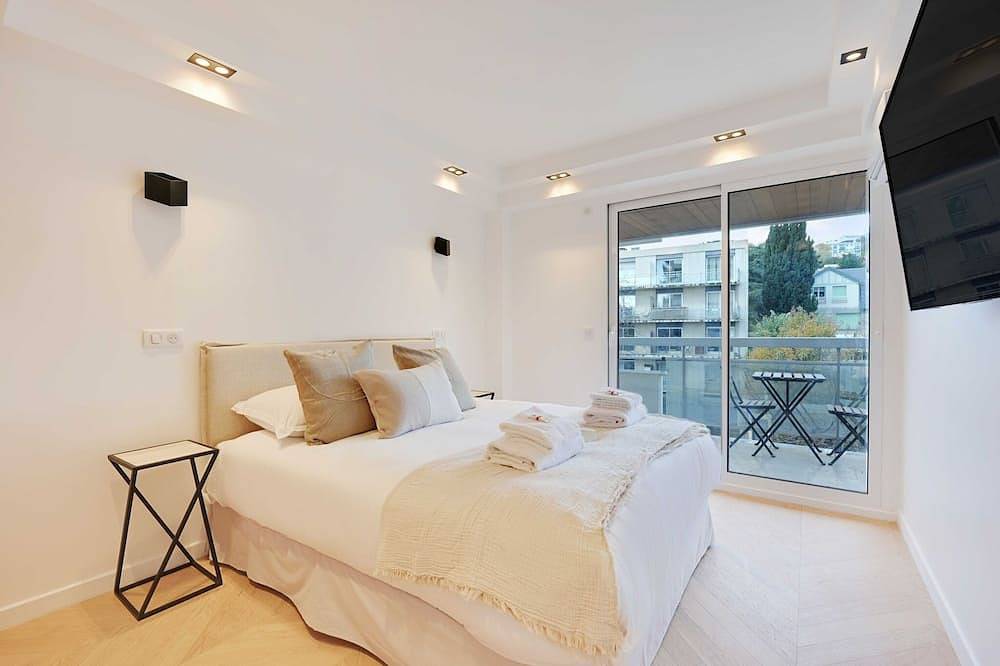 Apartamento entero, Encantador apartamento con aire acondicionado y in Suresnes, Altos del Sena