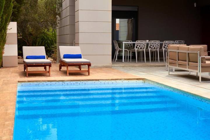 Casa de vacaciones para 8 personas, con balcón además de piscina y vistas en Ibiza - 4