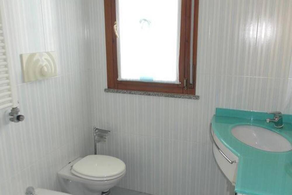 Appartamento intero, Tranquillo rifugio con vista sulla città in Grado, Provincia di Gorizia