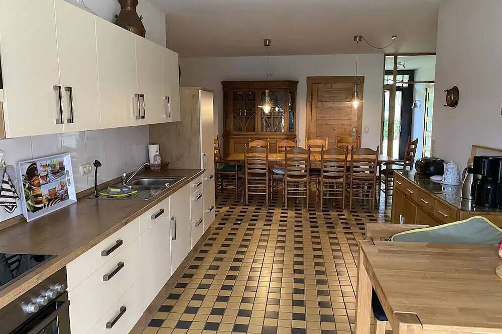 Großzügige Ferienwohnung im Bauernhaus zwischen Varel und Dangast in Varel, Südliche Nordseeküste