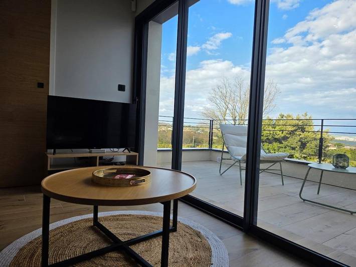Gîte pour 2 personnes, avec piscine et terrasse à Saint-Georges-les-Bains - 3