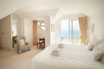 Holiday Home for 8 People in Christchurch, South West England, Photo 4
