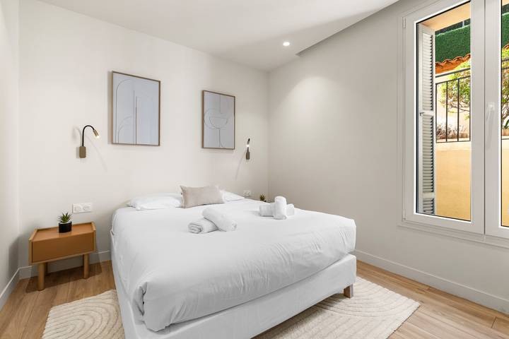 Apartamento entero, 625 Liberation - Lot 2 in Saint-Laurent-du-Var, Costa mediterránea (Francia)