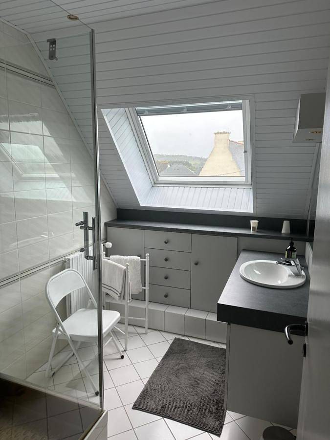 Double Room in Plougoulm, Ceinture Dorée
