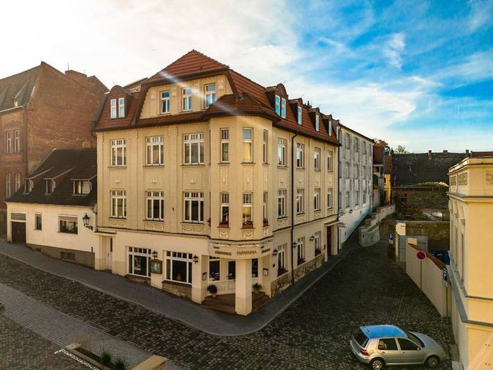 Hotel für 2 Personen, mit Terrasse und Garten sowie Sauna in Bernburg - 2