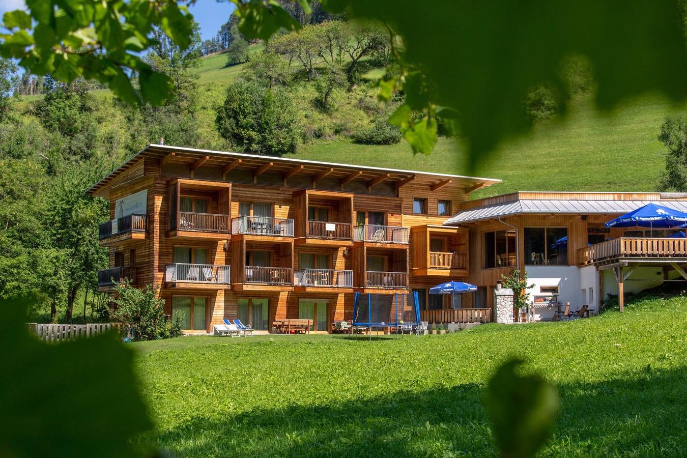 Appartamento intero, Appartamento "Le Table B" con vista sulle montagne, giardino e Wi-Fi in San Vigilio di Marebbe, Marebbe
