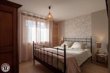 Gîte pour 3 personnes, avec vue ainsi que jardin et terrasse à Nâves-Parmelan