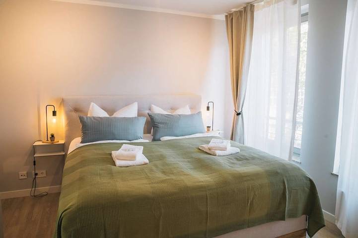 Ganze Wohnung, Rr | Beautiful Apartment 80m² | Lift | WIFI in Halle, Saale-Unstrut