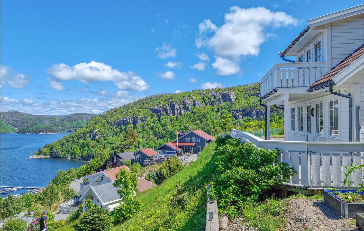 Ferienhaus für 8 Personen mit Garten in Lindesnes