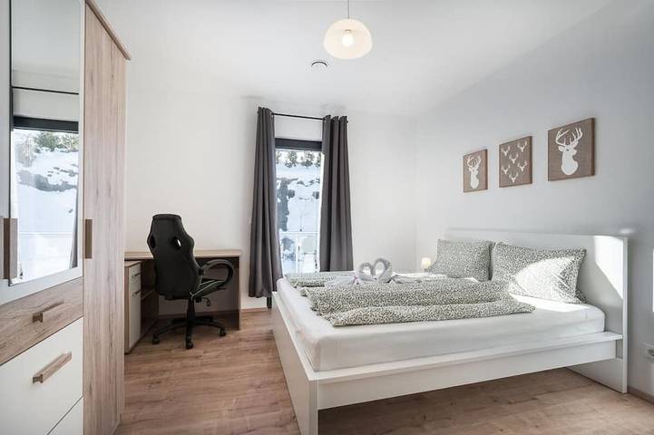 Hütte für 13 Personen, mit Balkon und Garten in Fieberbrunn - 2