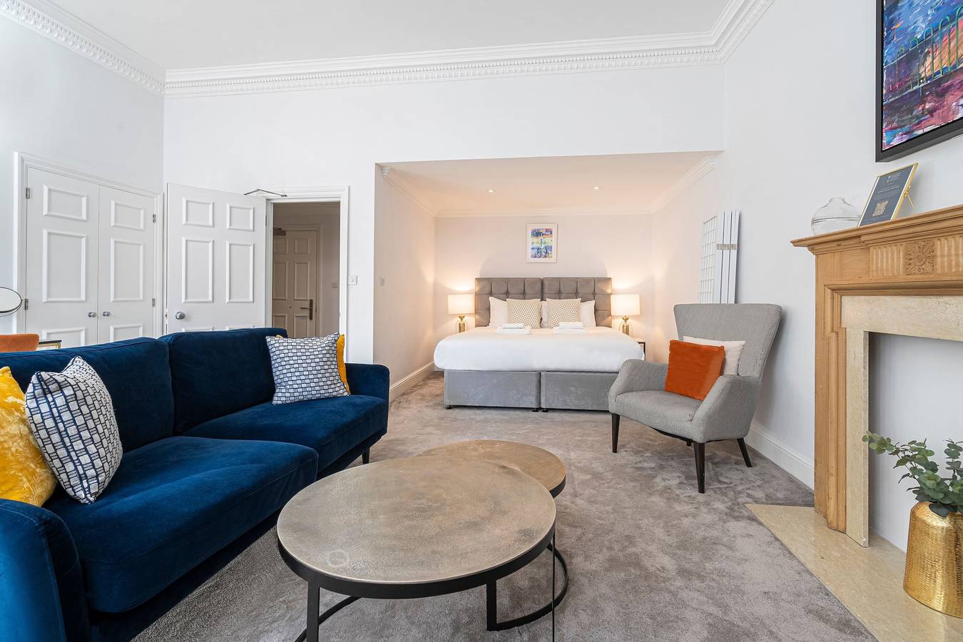 Ganze Wohnung, The Belgravia Suite next to Sloane Square in Kensington und Chelsea, London