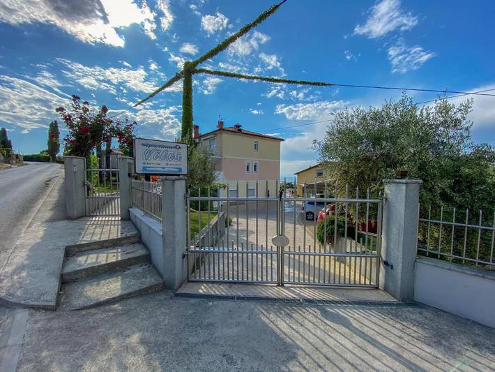 Gîte pour 4 personnes, avec vue et jardin, animaux acceptés à Izola - 2