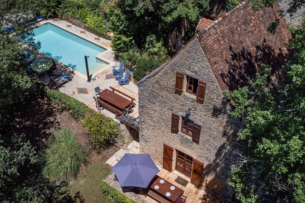Sehr schöne authentische Gite mit privatem Pool in Besse, Périgord Noir