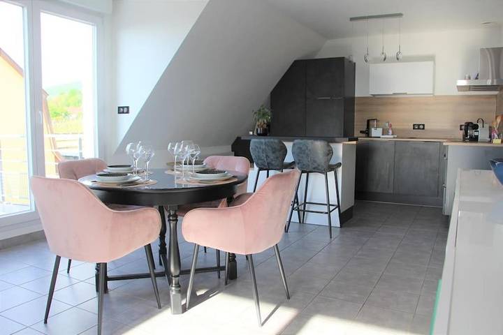 Gîte pour 2 personnes, avec vue et balcon à Vœgtlinshoffen