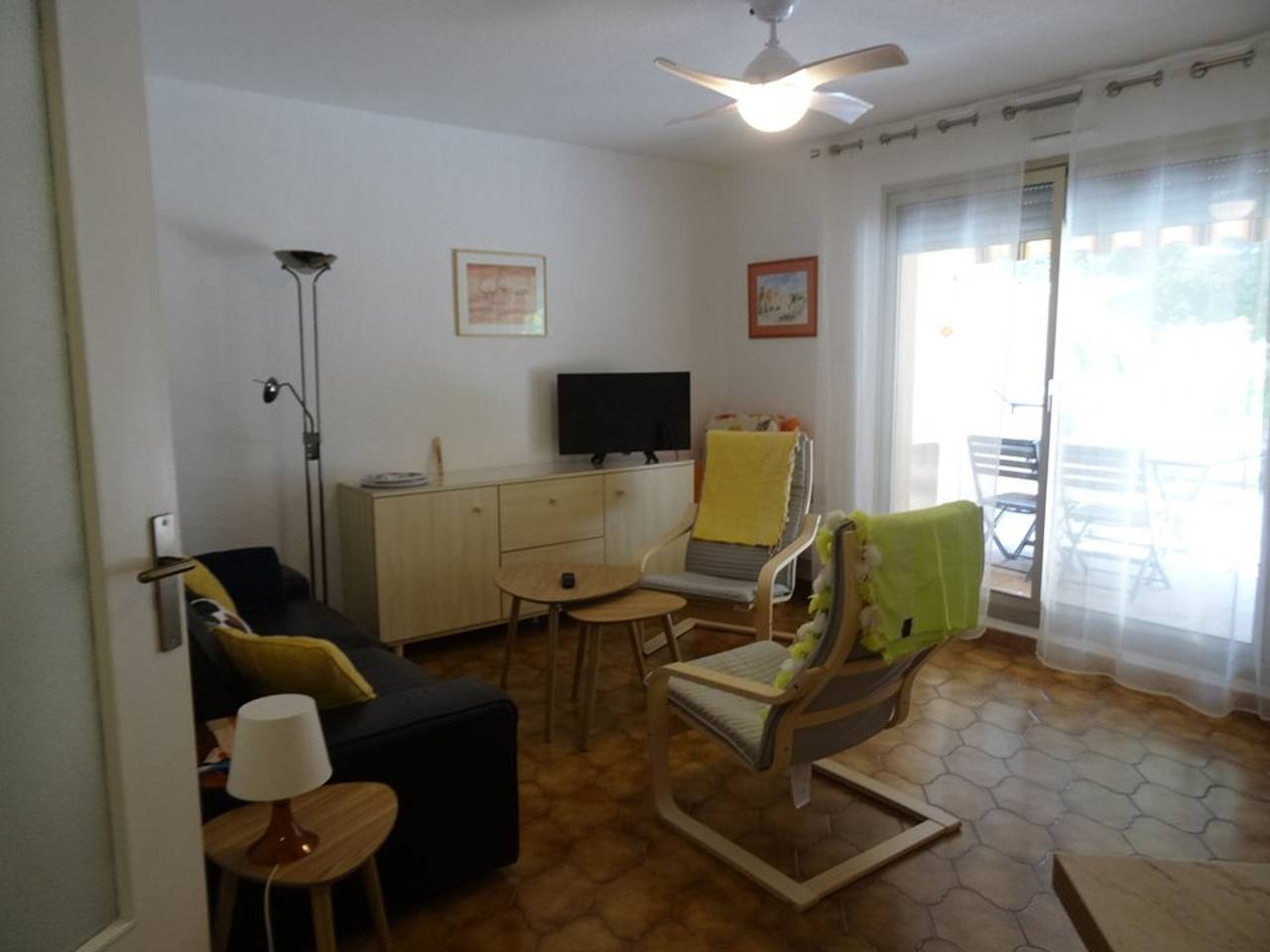 Ganze Wohnung, Ideale Ferienwohnung in Hyères: 2 Zimmer, große Terrasse, Wifi, 10 Min zum Strand in Hyeres, Parc national Port-Cros