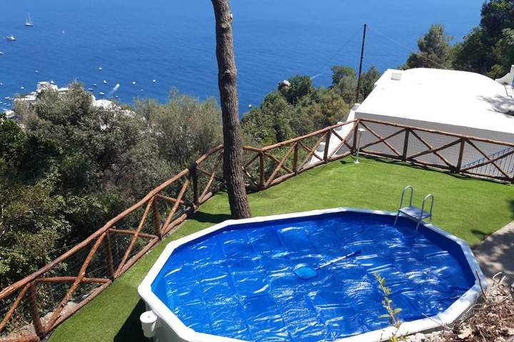 Chambre d’hôte pour 8 personnes, avec balcon ainsi que jardin et piscine à Positano - 3