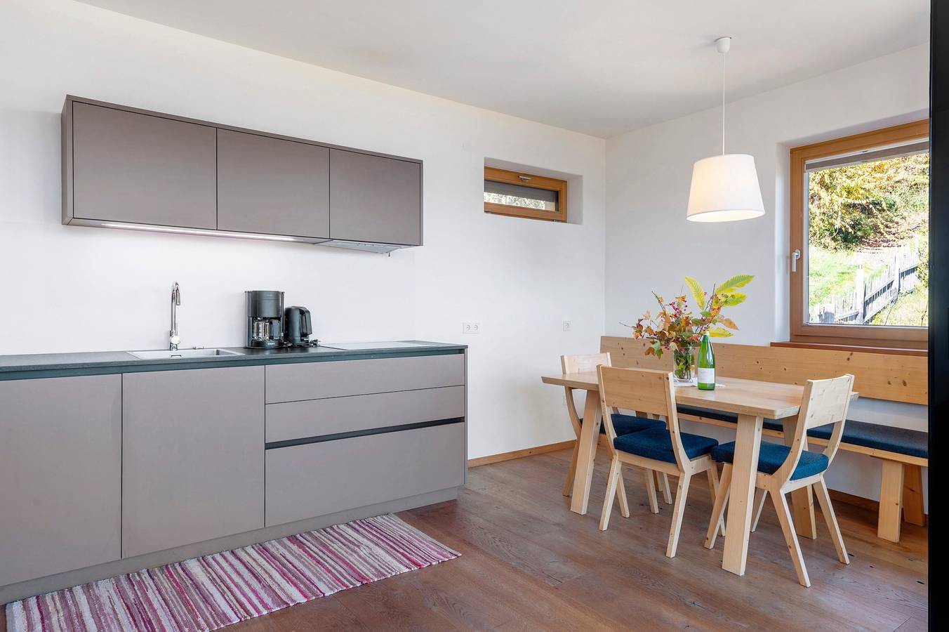 Entire apartment, Apartment 'Firmelein 1 Stock' with Mountain View, Private Terrace and Wi-Fi in Missian, Eppan an der Weinstraße