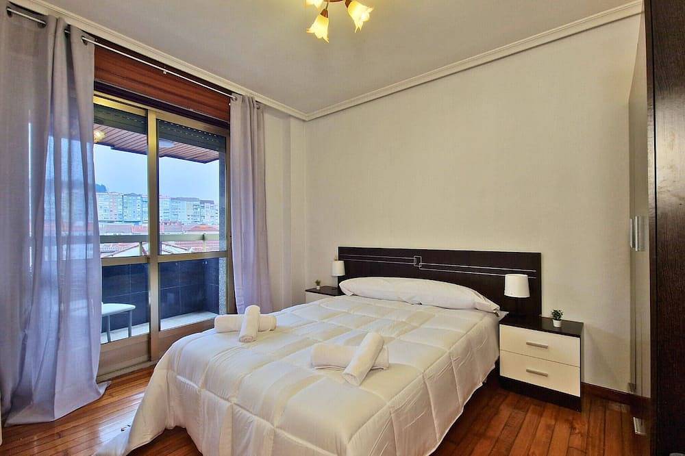 Entire apartment, Yourhouse Progreso 1 in Ourense, Ourense Region